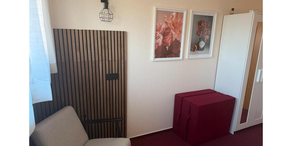 Dachgeschoßwohnung Wangen im Allgäu - 2 Zimmer, 72 m&sup2;, 1.100&euro; | Angebot:24456924