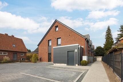 Haus Stade - 5 Zimmer, 129 m&sup2;, 1.750&euro; | Angebot:26340692