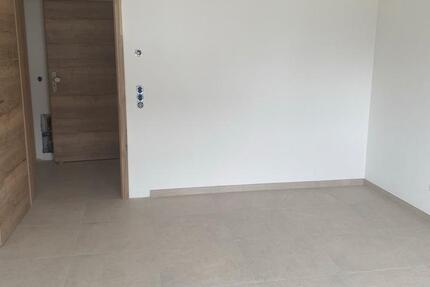 Wohnung Schöllnach - 4 Zimmer, 92 m&sup2;, 950&euro; | Angebot:24462208