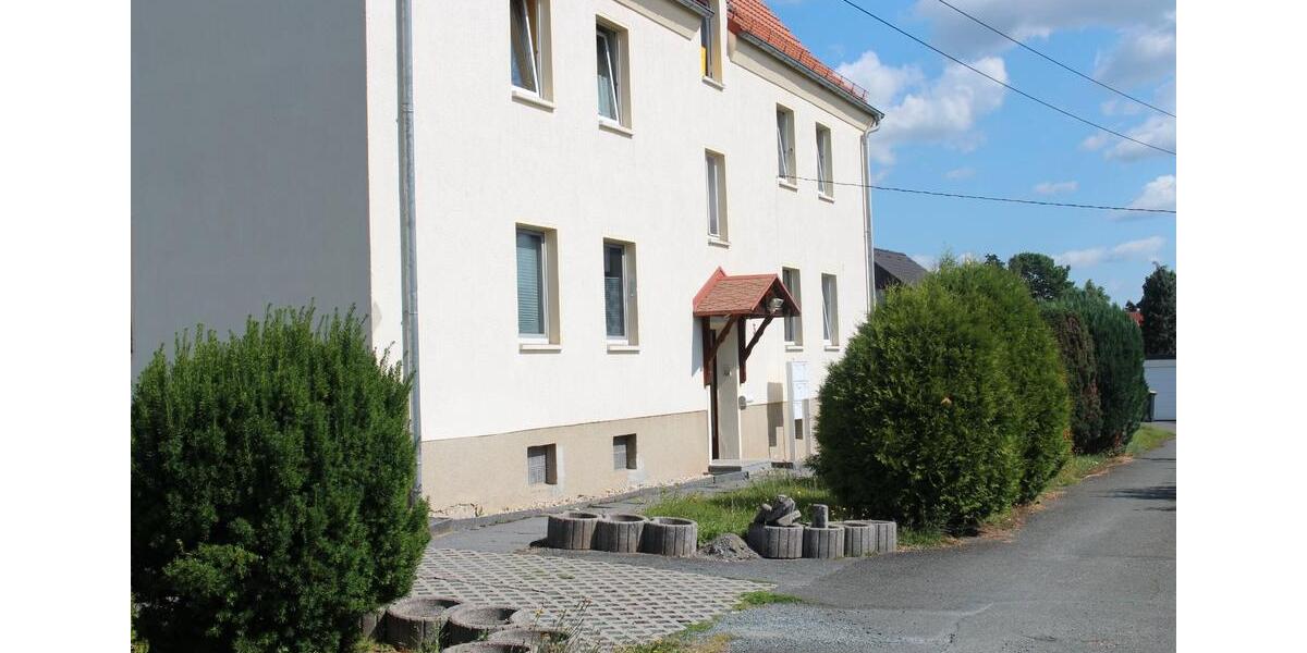 Erdgeschoßwohnung Weischlitz - 3 Zimmer, 65 m&sup2;, 357&euro; | Angebot:26284003