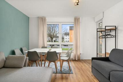 Schöne 4 Zimmer Wohnung mit neuem Boden zimmer