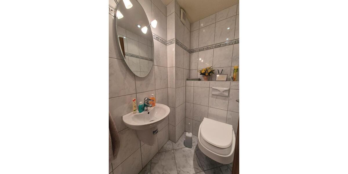 3 Zimmer Wohnung KM 850 € in Reutlingen (Hobuch) 3 zimmer