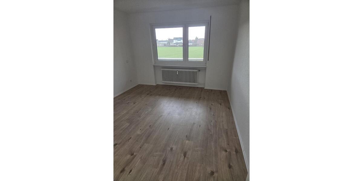 Wohnen auf Zeit Wabern - 3 Zimmer, 67 m&sup2;, 300&euro; | Angebot:25929376