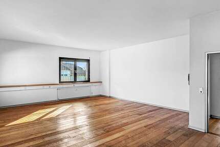 Büro in Neu-Anspach 545 € 62.5 m² zimmer