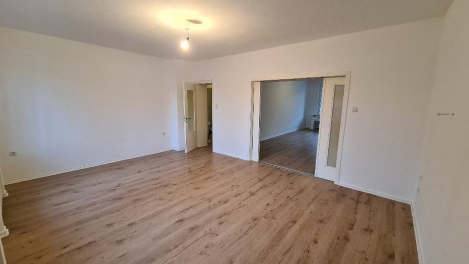 Großzügige Wohnung von Privat im Kronprinzenstraßenviertel 3 zimmer