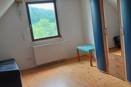 schönes Zimmer auf 2 Ebenen mit eigener Küche und eigenem Bad