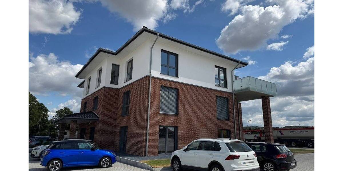 Gewerbeobjekt Lindhorst - 5 Zimmer, 207 m&sup2;, 2.200&euro; | Angebot:23516415