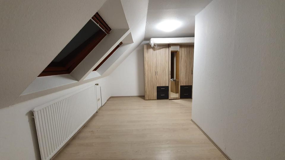 Gewerbeobjekt Bremen Häfen - 6 Zimmer, 130 m&sup2;, 1.400&euro; | Angebot:25921257