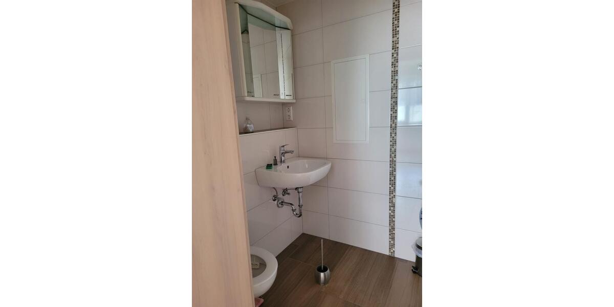 Erdgeschoßwohnung Trossingen - 1 Zimmer, 800&euro; | Angebot:23620002