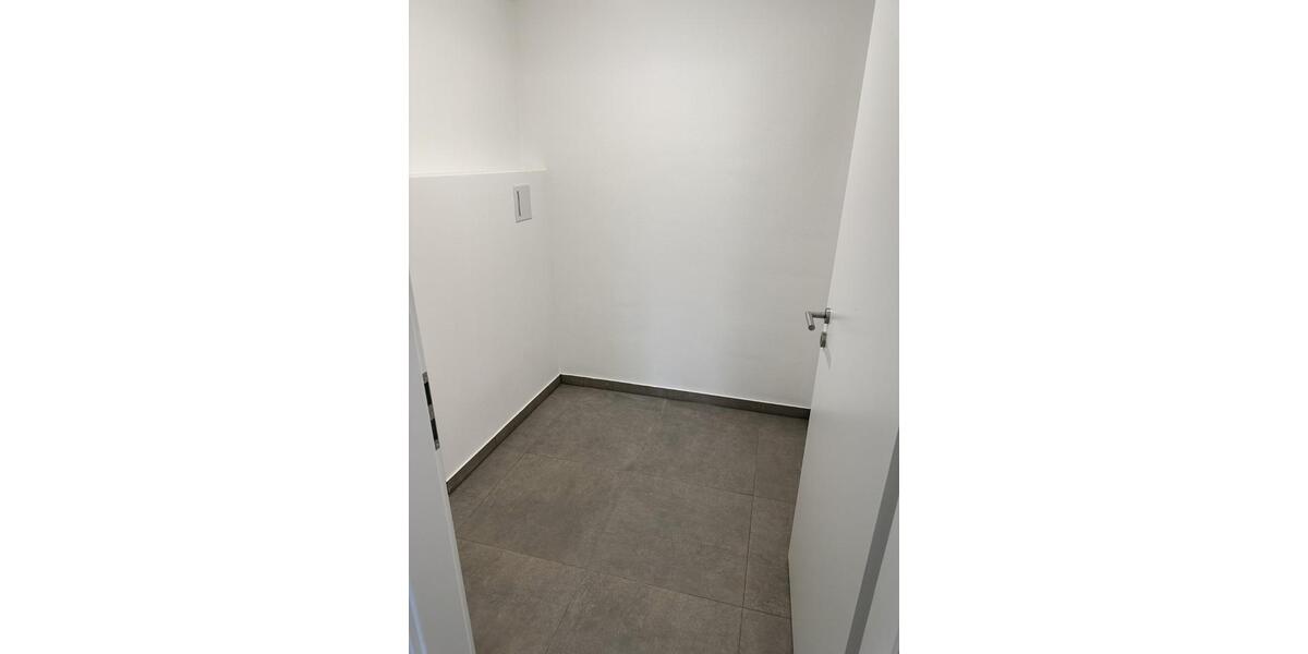 Etagenwohnung Eichendorf - 3 Zimmer, 100 m&sup2;, 1.053&euro; | Angebot:23849317