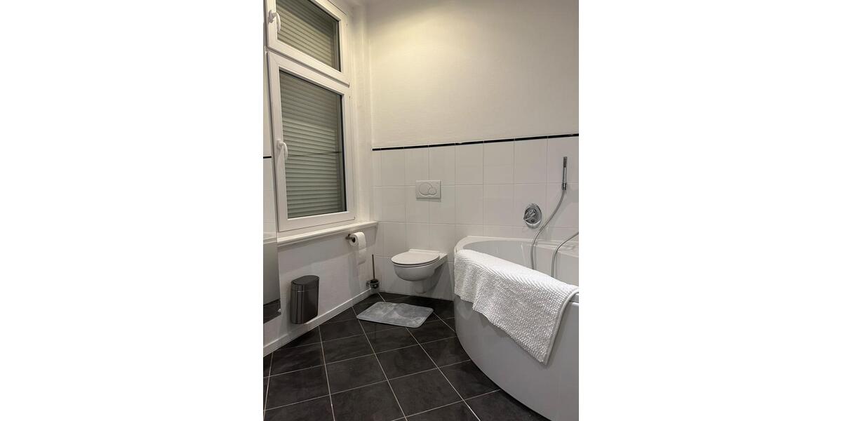 Erdgeschoßwohnung Lübeck Sankt Lorenz Nord - 4 Zimmer, 90 m&sup2;, 2.000&euro; | Angebot:25029119