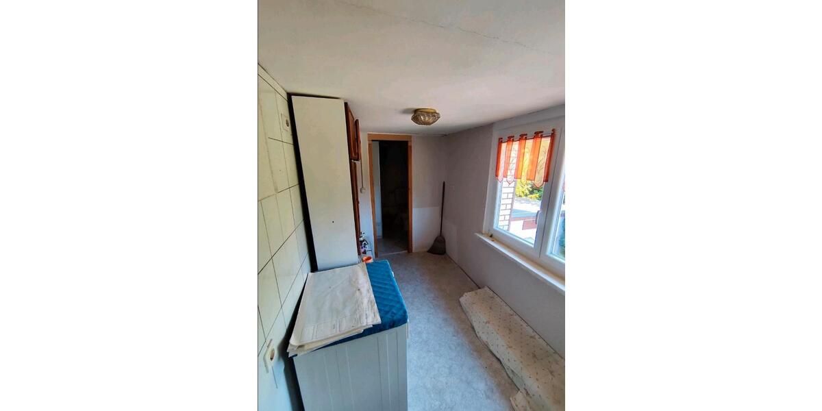 Einfamilienhaus in ländlicher Umgebung von Altenburg 4 zimmer