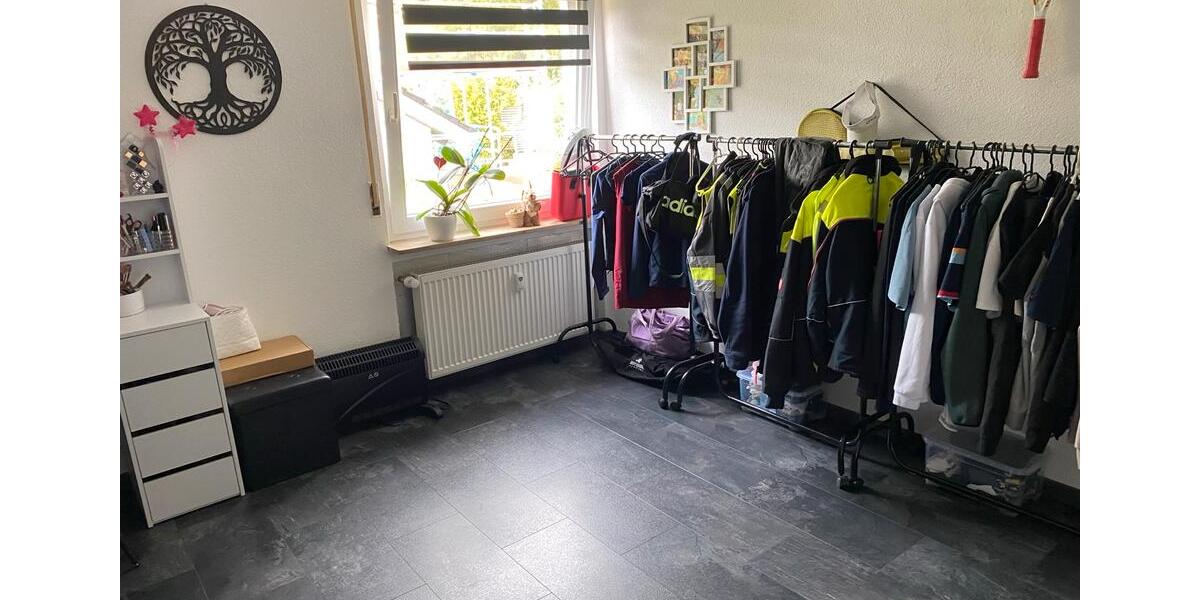 Dachgeschoßwohnung Weißbach - 3.5 Zimmer, 80 m&sup2;, 1.050&euro; | Angebot:26618449