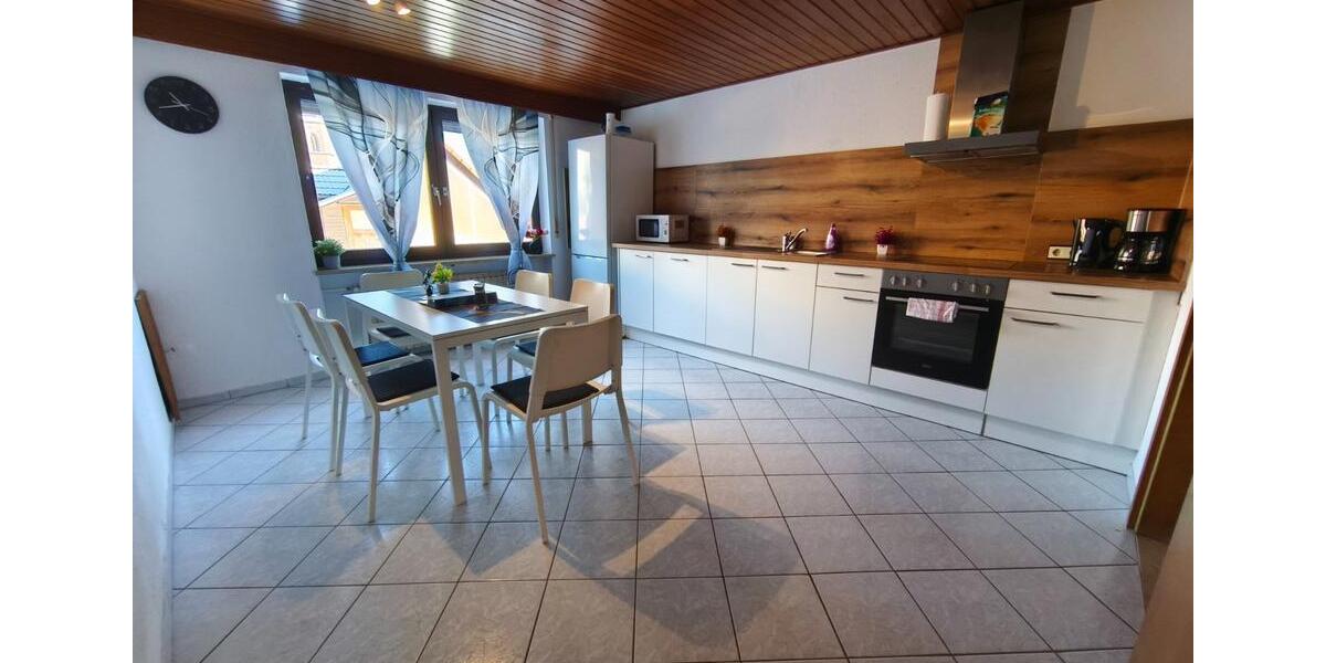 Wohnen auf Zeit Haundorf - 3 Zimmer, 100 m&sup2;, 149&euro; | Angebot:24678112