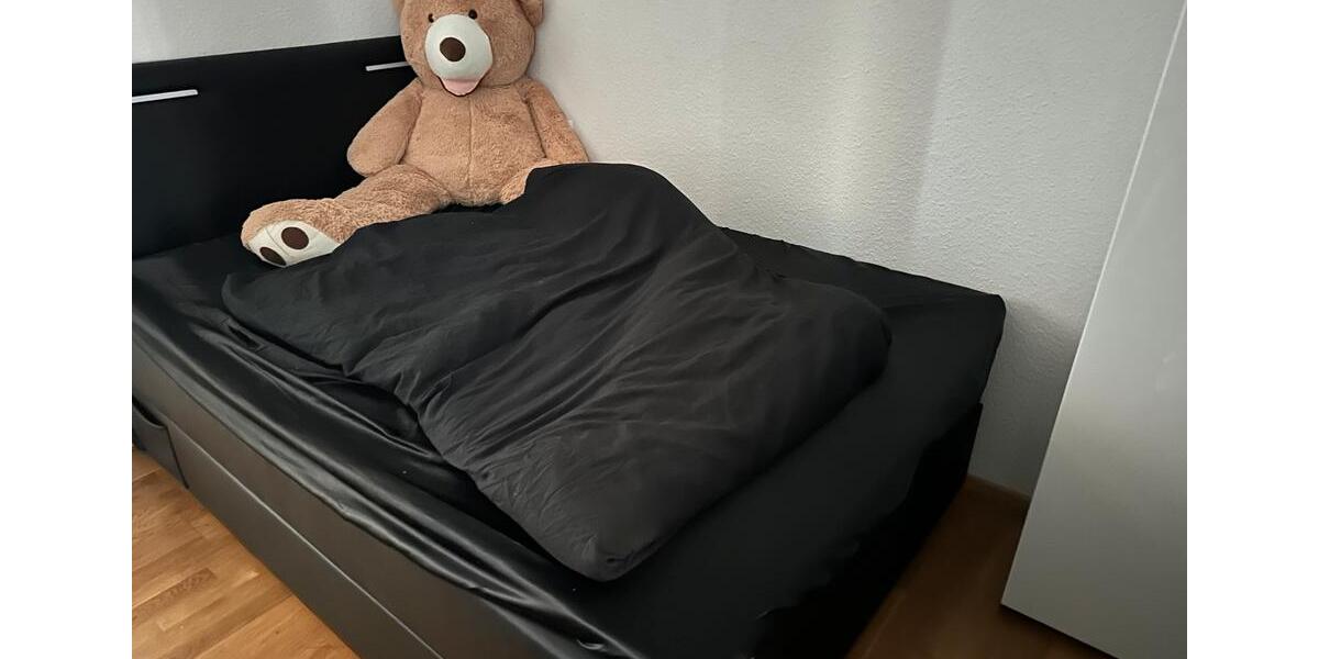 Dachgeschoßwohnung Esslingen am Neckar - 2 Zimmer, 46 m&sup2;, 989&euro; | Angebot:26693306