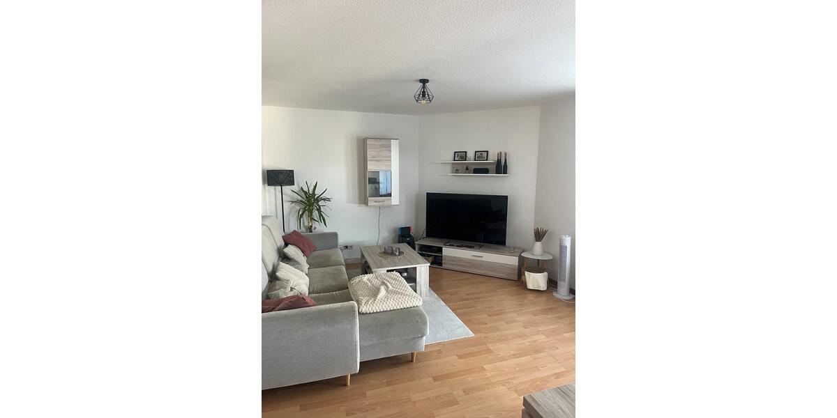 Dachgeschoßwohnung Gera Alt-Bieblach - 2.5 Zimmer, 74 m&sup2;, 900&euro; | Angebot:25992447