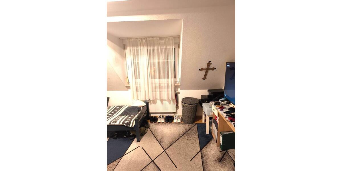 Dachgeschoßwohnung Bad Kreuznach Bad Münster am Stein-Ebernburg - 3 Zimmer, 80 m&sup2;, 750&euro; | Angebot:25269228