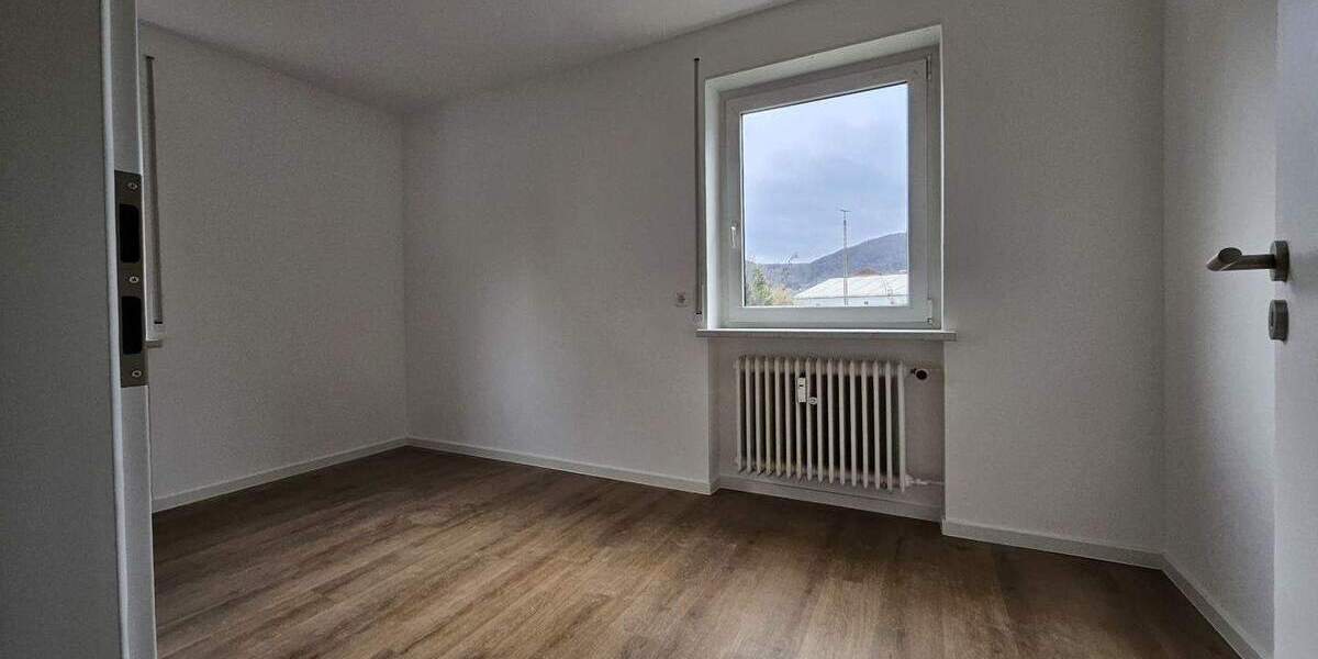 Etagenwohnung Miltenberg - 2 Zimmer, 56 m&sup2;, 600&euro; | Angebot:26141128