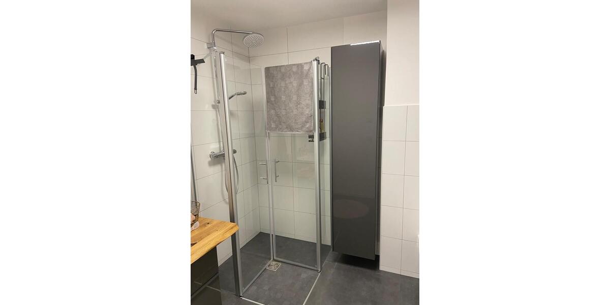 Moderne 2-Zimmer-Wohnung mit Terrasse, Einbauküche und Stellplatz 2 zimmer