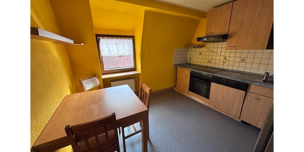 Dachgeschoßwohnung Schnabelwaid - 3 Zimmer, 80 m&sup2;, 700&euro; | Angebot:26033515