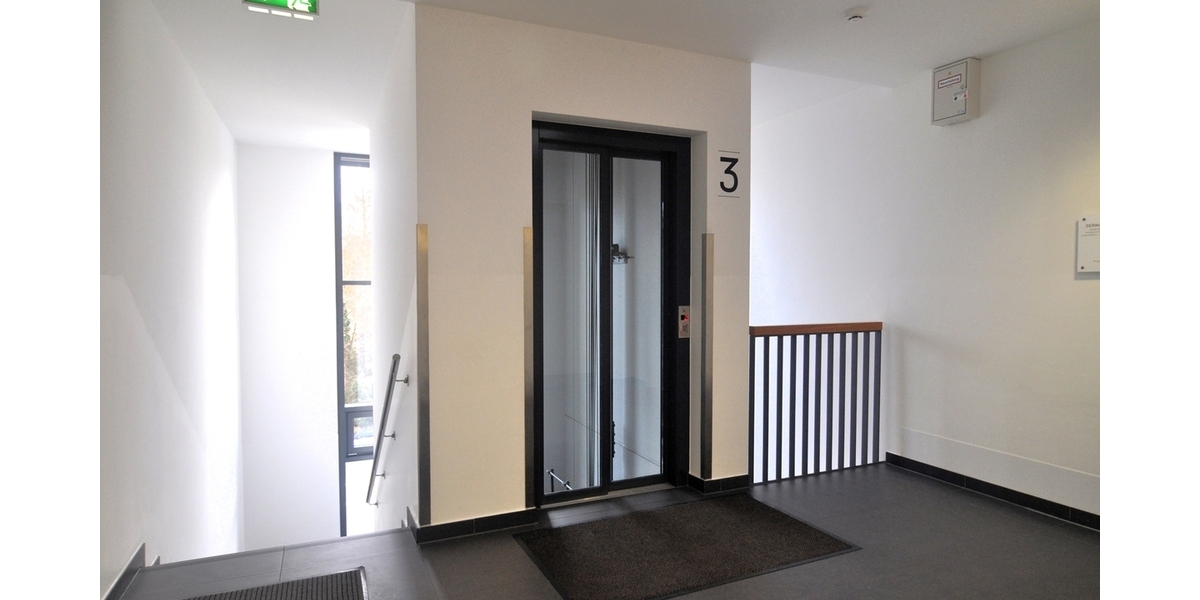 VERMIETET! Praxisfläche mit Penthouse-Feeling im Ärztehaus - Gewerbeobjekt Königstein | Angebot:26339473