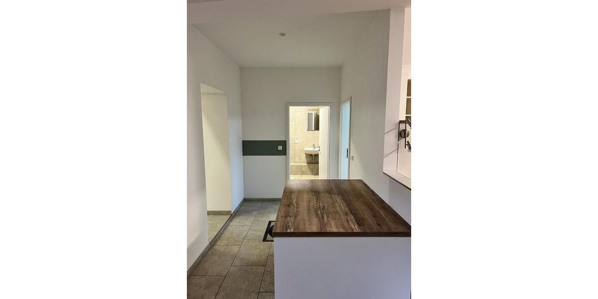 Wohnen auf Zeit Backnang - 3 Zimmer, 180 m&sup2;, 2.770&euro; | Angebot:26210791