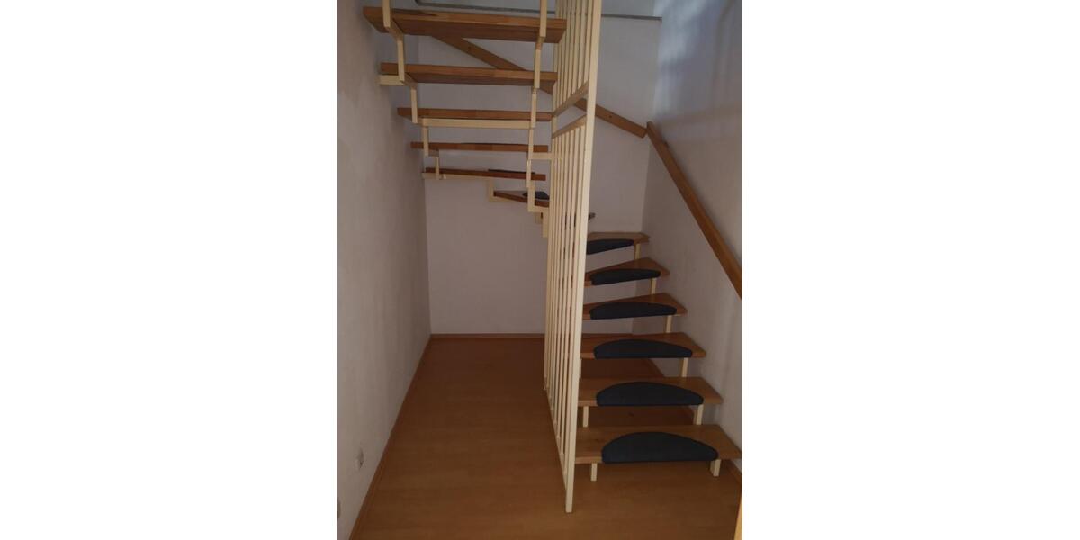 Maisonettenwohnung Querfurt - 3 Zimmer, 82 m&sup2;, 550&euro; | Angebot:22353747