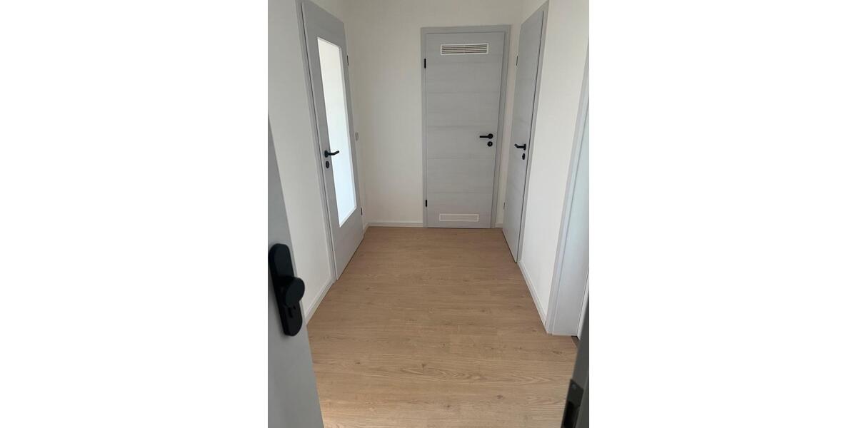 Etagenwohnung Glauchau - 2 Zimmer, 51 m&sup2;, 400&euro; | Angebot:26512369