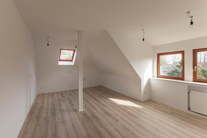 4 Zimmer Dachgeschoßwohnung mit Gartennutzung
