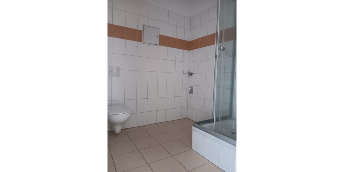 Etagenwohnung Freital - 4 Zimmer, 114 m&sup2;, 860&euro; | Angebot:25148230