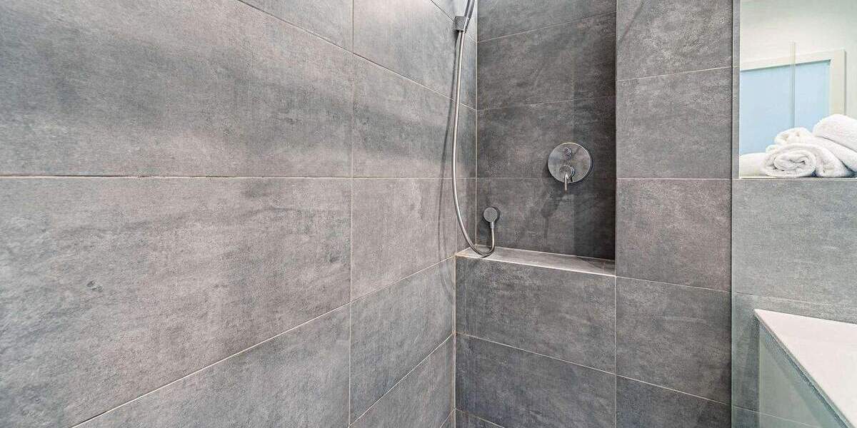 Etagenwohnung Frankfurt am Main Innenstadt - 1 Zimmer, 63 m&sup2;, 3.280&euro; | Angebot:25876946