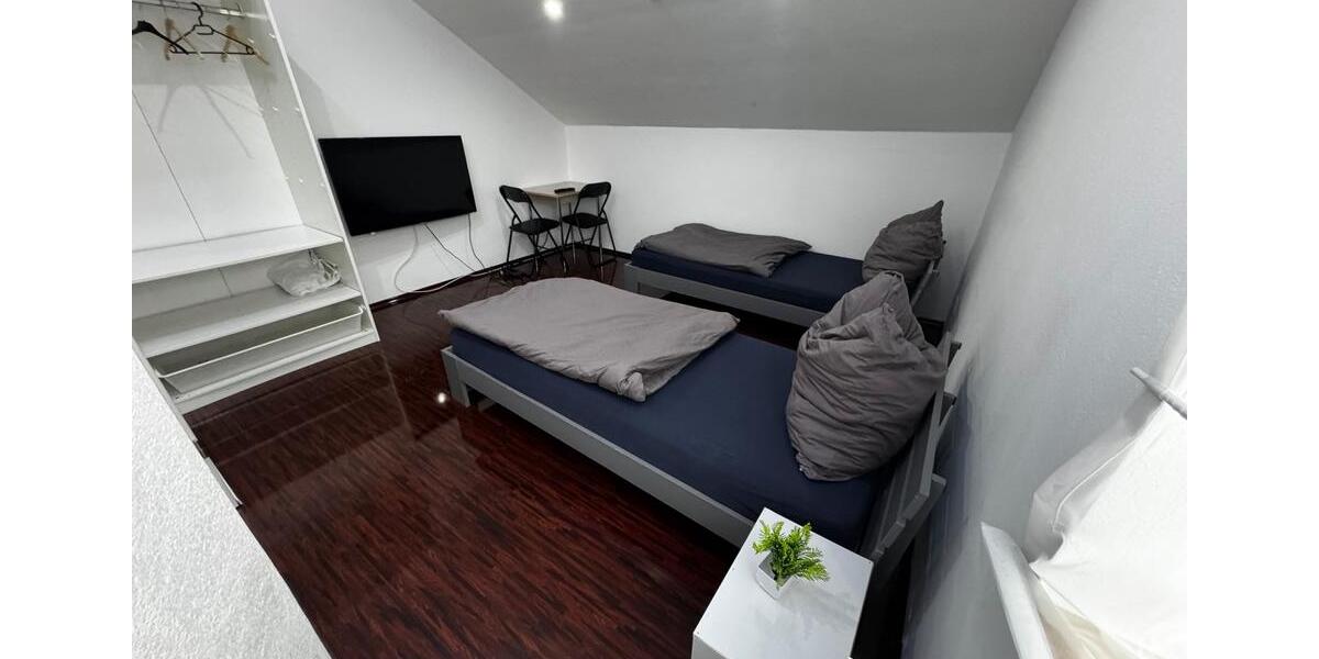 Wohnen auf Zeit Kötz - 7 Zimmer, 170 m&sup2;, 25&euro; | Angebot:23863565