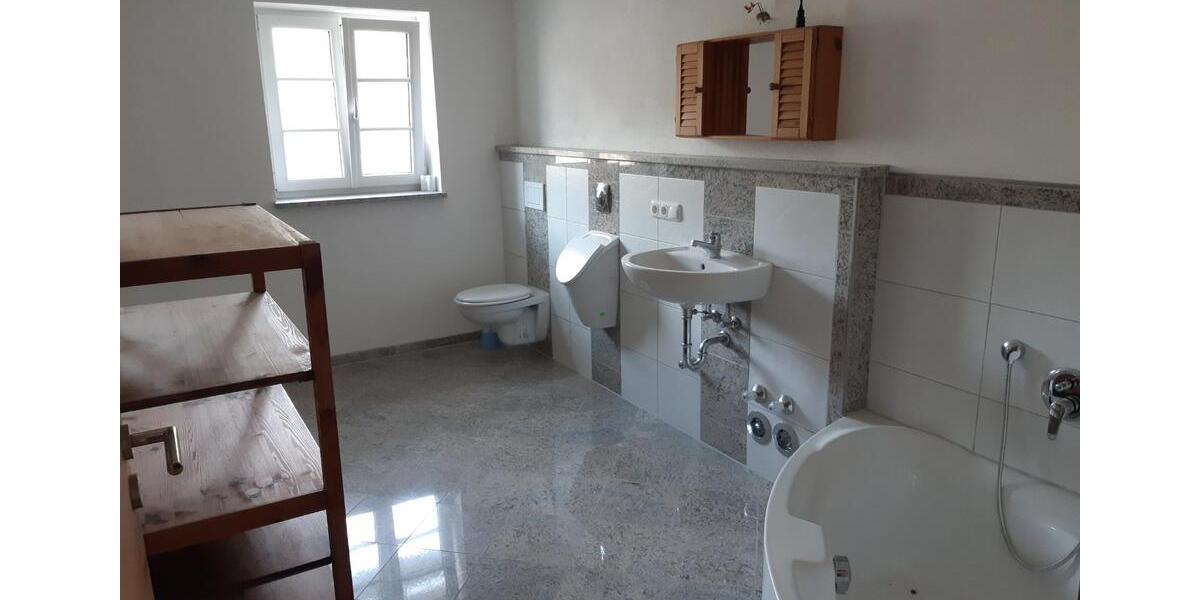 Etagenwohnung Wegscheid - 5 Zimmer, 1.650&euro; | Angebot:23510840