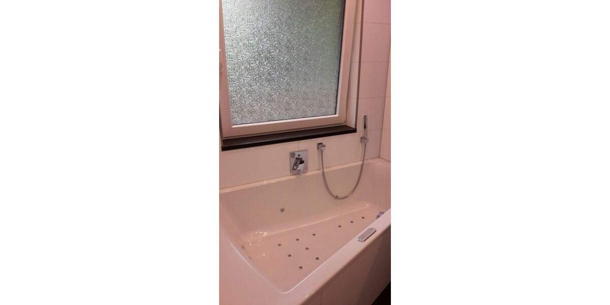 Etagenwohnung Veitshöchheim - 2 Zimmer, 60 m&sup2;, 1.200&euro; | Angebot:25798461