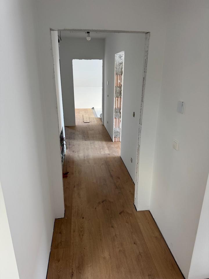 Erstbezug! Moderne Doppelhaushälfte mit 2 Einheiten in Neustetten zimmer