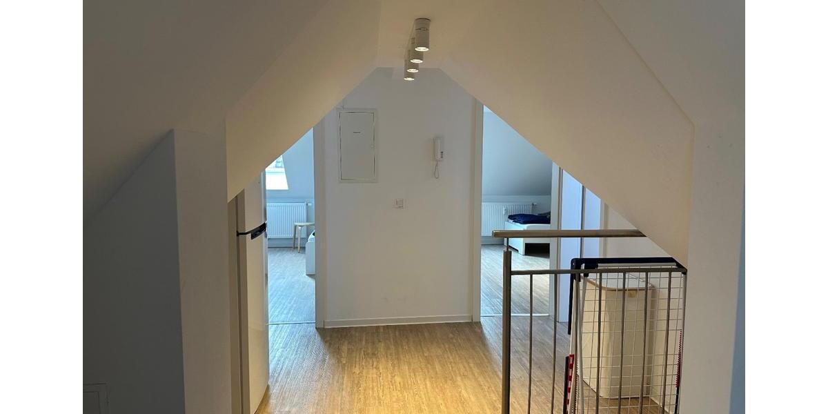 Wohnen auf Zeit Deizisau - 3 Zimmer, 75 m&sup2;, 2.100&euro; | Angebot:26216225