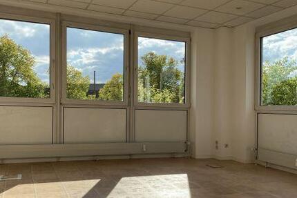 Gewerbeobjekt Regensburg Konradsiedlung - 2.104&euro; | Angebot:25984280