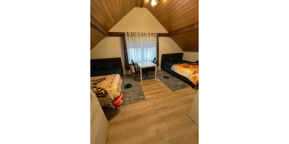 Dachgeschoßwohnung Rüsselsheim am Main - 3 Zimmer, 70 m&sup2;, 690&euro; | Angebot:26150165