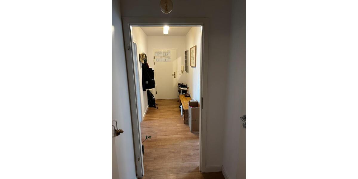 Etagenwohnung Düsseldorf Stadtbezirk 9 - 2 Zimmer, 85 m&sup2;, 1.250&euro; | Angebot:26704964
