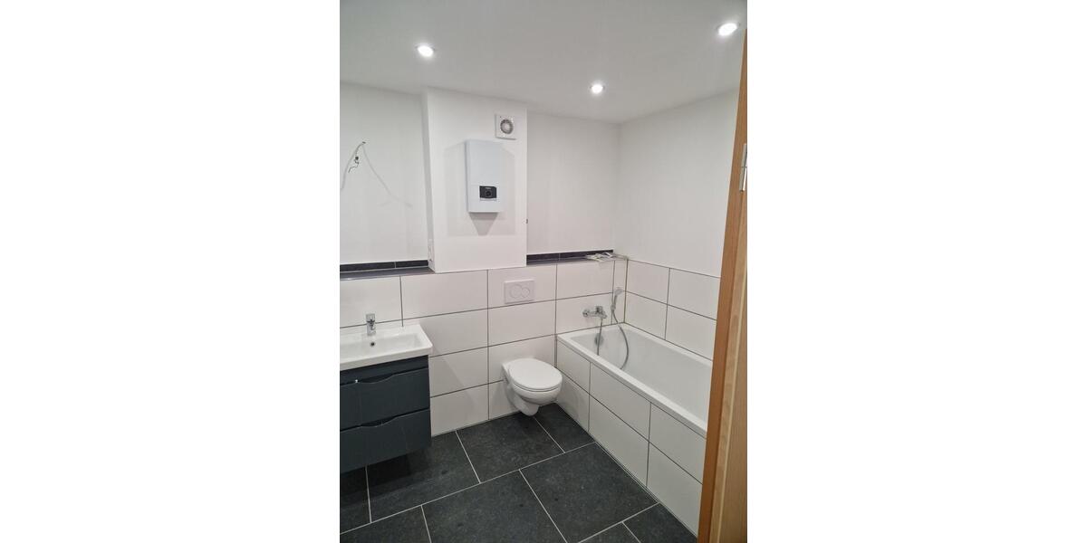 Etagenwohnung Wuppertal - 2 Zimmer, 78 m&sup2;, 600&euro; | Angebot:24640555