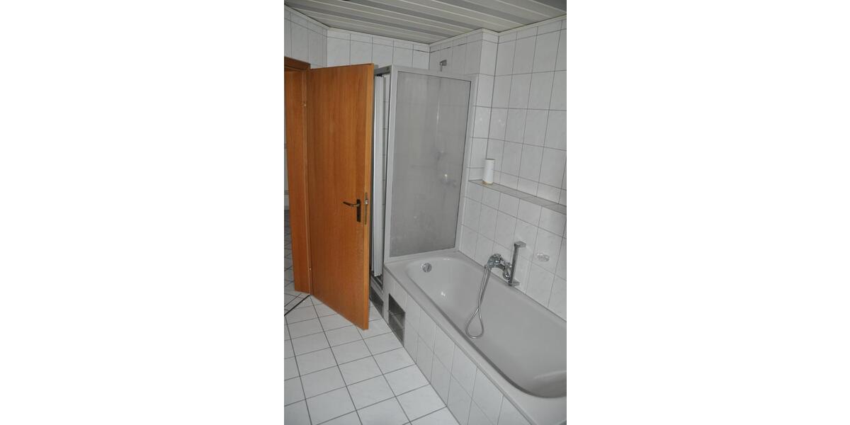 Etagenwohnung Erlangen Bruck - 2 Zimmer, 64 m&sup2;, 850&euro; | Angebot:24840056