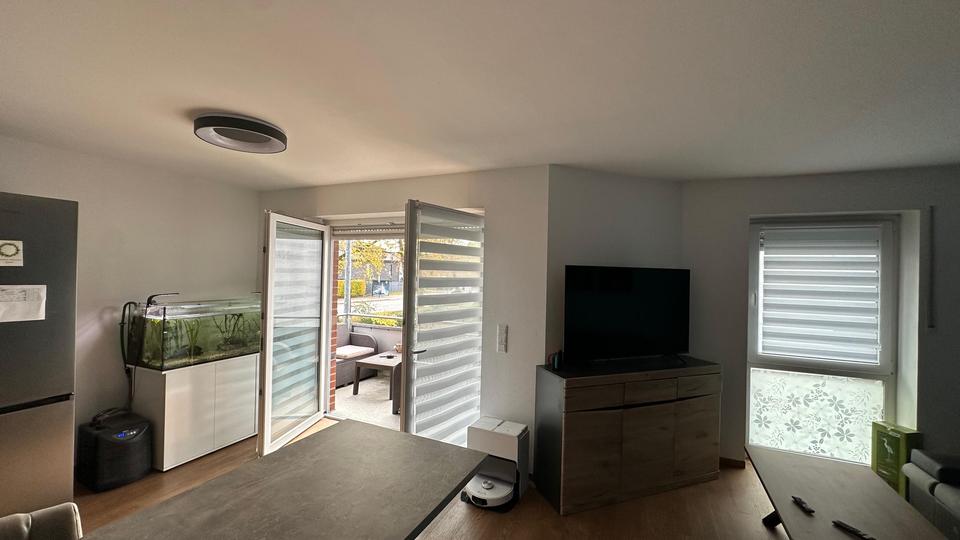 Komfort und niedrige Nebenkosten: Fußbodenheizung, Walkin-Bad, LAN, Sat, Lüftung, EEK A, Balkon 2 zimmer