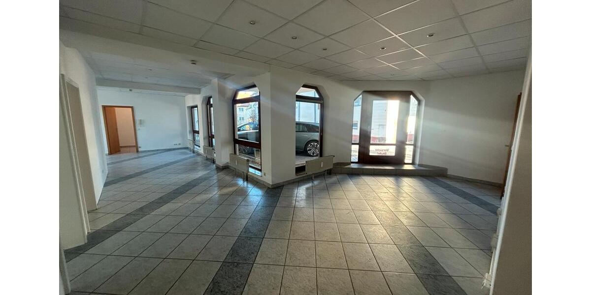 Gewerbeobjekt Rutesheim - 1.500&euro; | Angebot:25618898