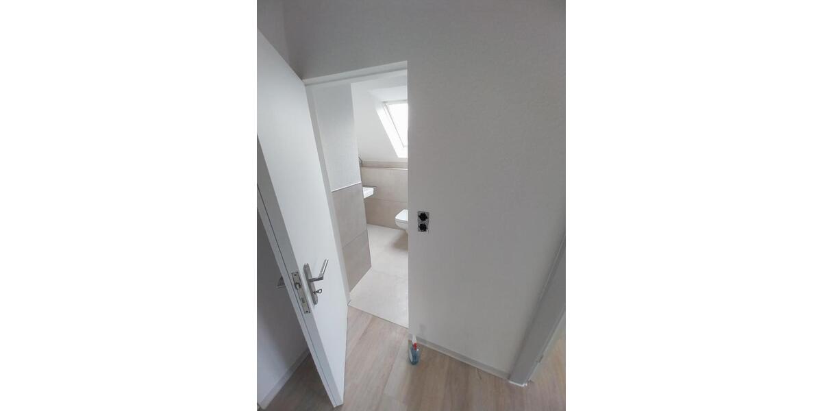 Komplett sanierte Altbau-Doppelhaushälfte in Oldenburg-Osternburg 5 zimmer