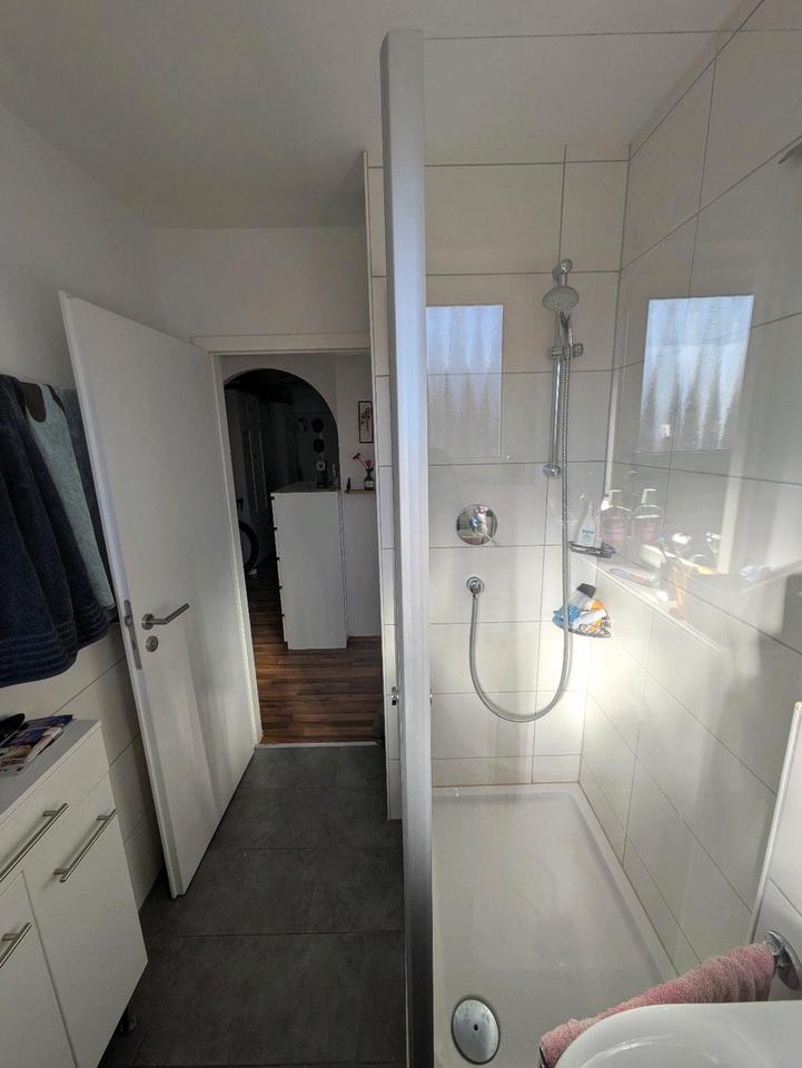 2er-WG in 123 qm zentralerruhiger Wohnlage, 4 Zimmer, 2 Balkone zimmer