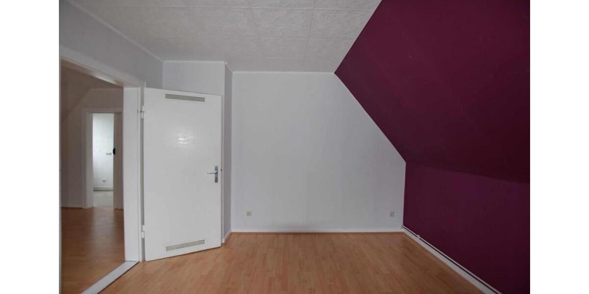 Dachgeschoßwohnung Minden - 3 Zimmer, 44 m&sup2;, 365&euro; | Angebot:26361669