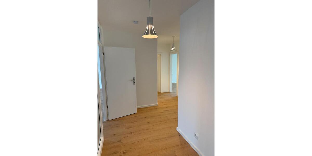 Etagenwohnung Bonn Lannesdorf - 4.5 Zimmer, 98 m&sup2;, 1.450&euro; | Angebot:26639557