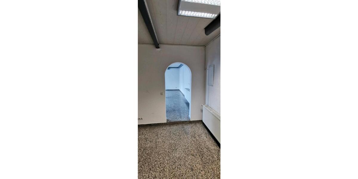 Erdgeschoßwohnung Albstadt - 2 Zimmer, 70 m&sup2;, 520&euro; | Angebot:26641471