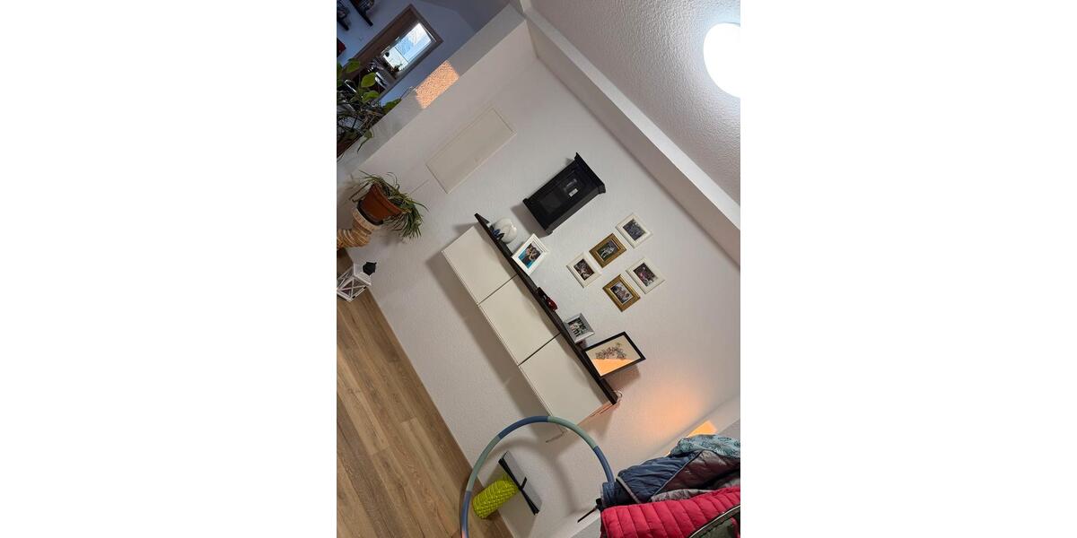 Dachgeschoßwohnung Apolda - 3 Zimmer, 85 m&sup2;, 930&euro; | Angebot:25352752