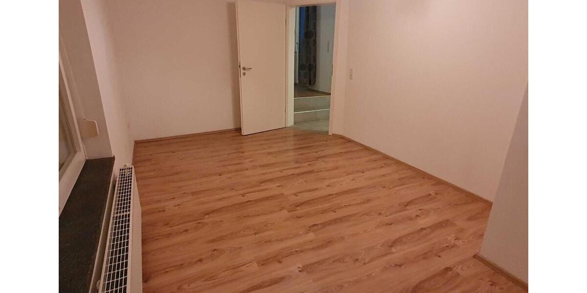 Etagenwohnung Saarlouis - 2 Zimmer, 45 m&sup2;, 530&euro; | Angebot:26498642